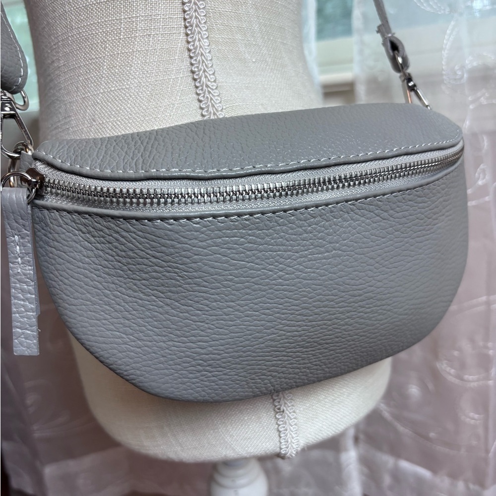 Minimalist Grey Crossbody Belt Bag - Picture 4 of 16